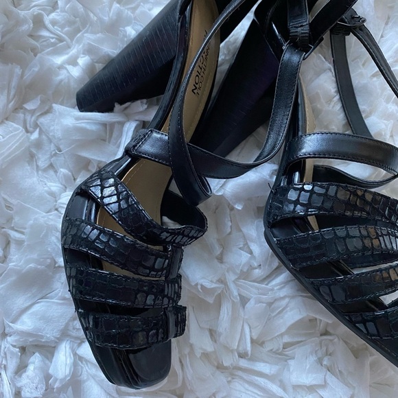 Kenneth Cole REACTION Strappy Platform Pump Heels 6 1/2 - Picture 4 of 12